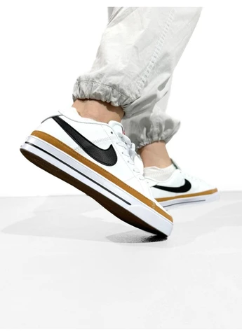 КРОСІВКИ ЖІНОЧІ NIKE COURT LEGACY WHITE BLACK НАЙК КОРТ БІЛІ No Brand білі демісезони (392002965)