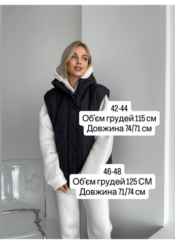 Жилетка жіноча з капюшоном та кишенями,плащівка Еммі,синтепон 200 Україна (361623648)