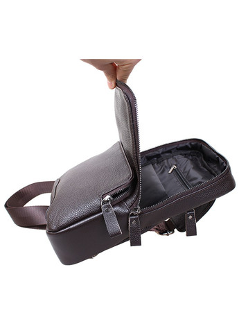 Чоловіча шкіряна сумка 3331-222 коричнева No Brand (370848052)