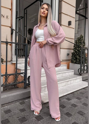 Пудровый демисезонный брючный костюм из креп жатки No Brand