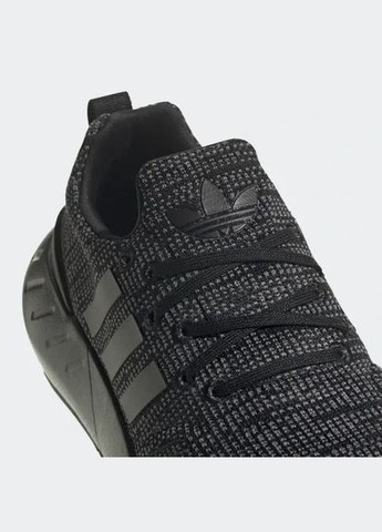 Чорні осінні кросівки kids swift run 22l core black/grey five/cloud white р.4/36/23.3см adidas