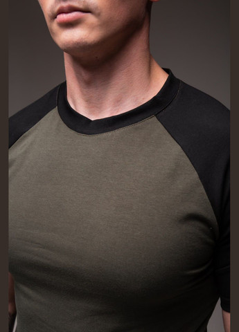 Хакі (оливкова) стильна футболка з чорним рукавом з коротким рукавом Vakko