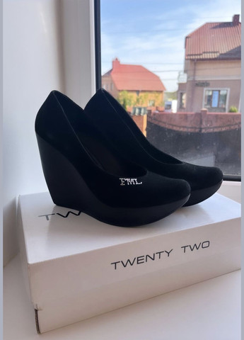 No Brand Жіночі чорні туфлі на танкетці 36 розмір чорний з, — (368900587)