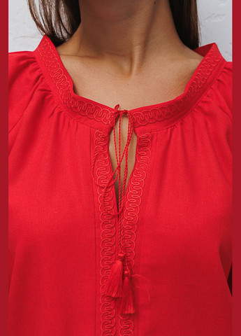 Женская красная вышиванка с красными цветами гладью на рукавах Arjen (289787416)