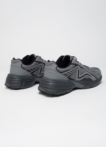 Серые демисезонные кроссовки мужские 24w1012-2 темно серые 345662 Power