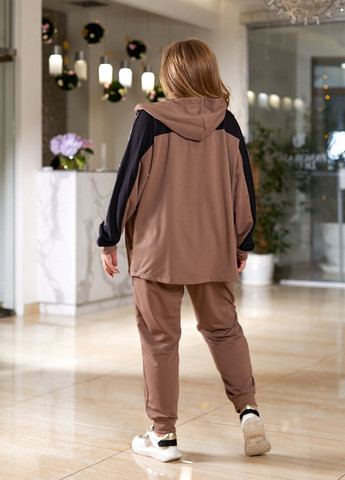 Спортивный костюм со стразами No Brand (302713757)