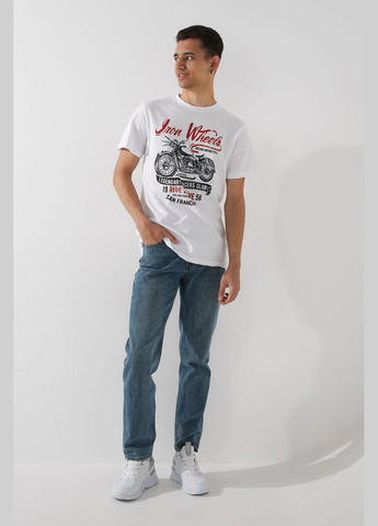 Біла футболка з принтом чоловіча p-mb02334 shop (2000991055209) LAWA