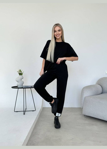 Женский костюм футболка + брюкы джоггеры Україна (329726994)