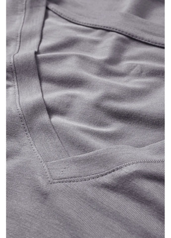 Лонгслів з вирізом C&A (365716476)