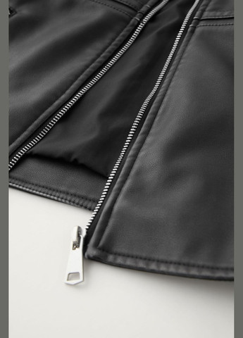 Черная демисезонная куртка бомбер для мальчика черная 5854706800 Zara