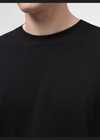 Черно-белый спортивный, повседневный, кэжуал лонгслив Ейсік однотонный