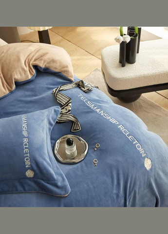 Плюшева постільна білизна Євро 200х230 наволочка 50х70 2шт Синій (П4К-vik-vishivka-003-01) No Brand (316230861)