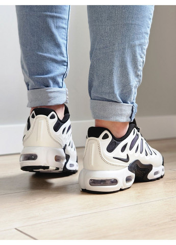 Кросівки жіночі і чоловічі Nike Air Max Tn Plus Drift White Black | Найк Аір Макс ТН плюс білі чорні No Brand білі демісезони (362672555)