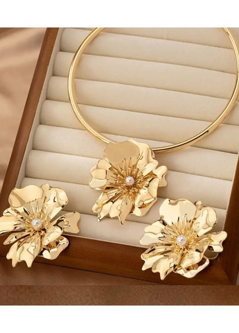 Незвичайний набір біжутерії намисто та сережки квіти, 10-877 No Brand (349731960)