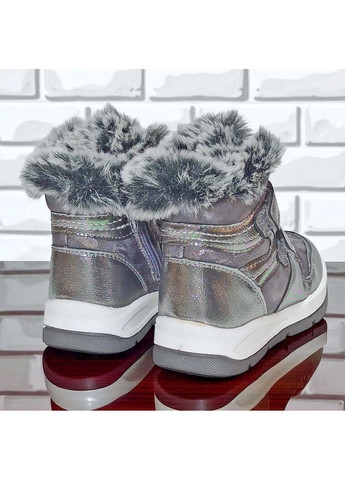 Зимові черевики для дівчинки утеплені на овчині липучках для дівчинки Клібі Clibee (361012222)