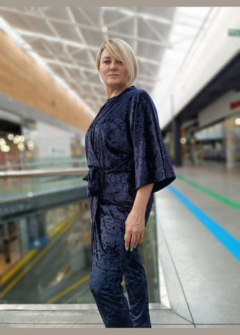 Фіолетова всесезон жіночий домашній велюровий комплект (халат + футболка + штани) 2 Льва