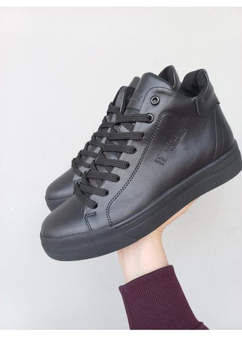 Черные зимние ботинки кеды черные кожа, зима No Brand