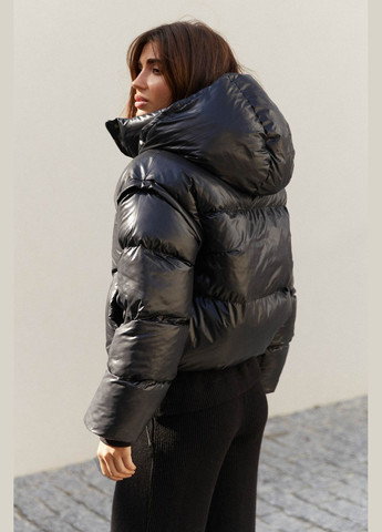 Чорна зимня куртка ST-Seventeen