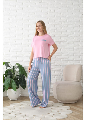 Рожева комплект зі штанами в смужку та футболкою Nicoletta
