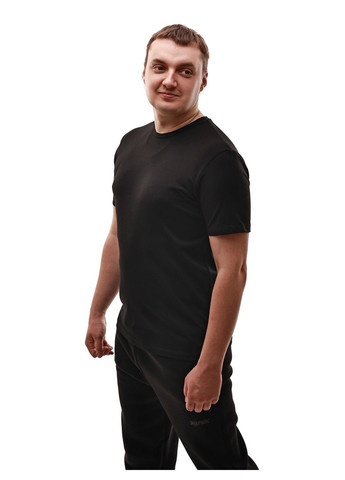 Черная футболка мужская No Brand