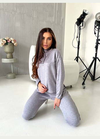 Жіночий спортивний костюм No Brand (315768295)