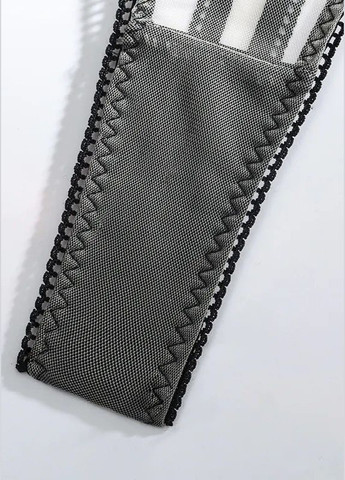 Оранжевый демисезонный откровенный и соблазнительный комплект женского белья экзотика, бюстгалтер+стринги+гартеры, Veronica