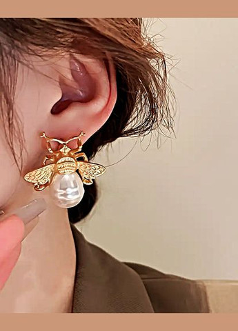 Серьги гвоздики Пчелы с жемчужиной No Brand (341140548)