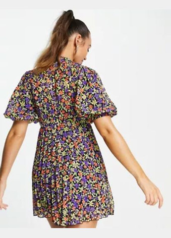 Черное коктейльное платье бэби долл Asos с цветочным принтом