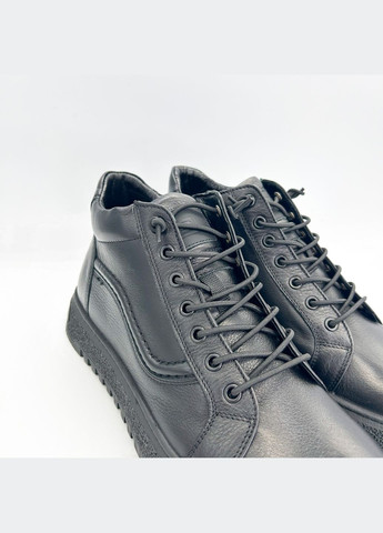 Черные зимние ботинки (р) кожа 0-2-2-4626988 Kadar