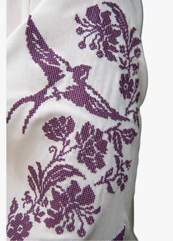 Молочная блузка женская с вышивкой ласточки молочная Україна