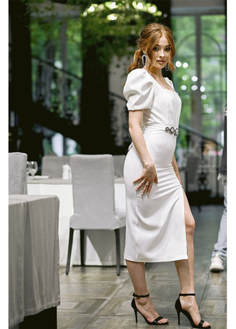 Молочна коктейльна сукня костюмний кріп 23042 молочна Tanita-Romario