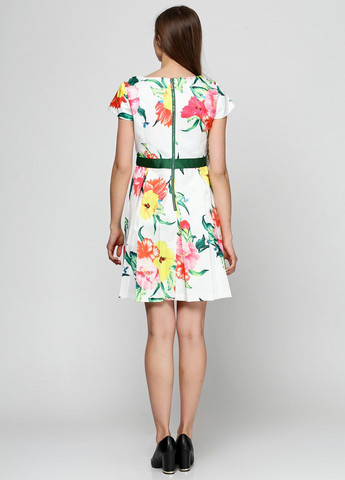 Белое повседневный платье белый Axel