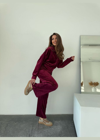 Костюм женский велюровый Adelante (319352601)