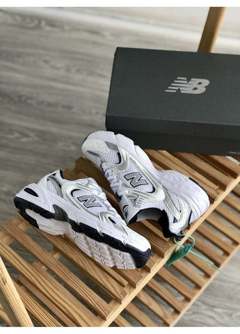 Білі Осінні кросівки чоловічі New Balance 530 White Silver Navy MR530SG Нью Беланс 530
