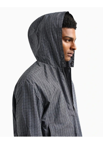 Черно-белая демисезонная ветровка Armani Exchange