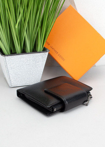 Жіночий шкіряний гаманець маленький Senior A899-9 чорний на магніті Sezfert (301202039)