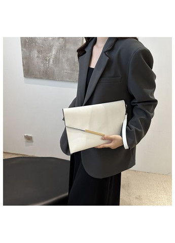 Женская классическая сумка 10421 клатч на ремешке белая No Brand (313235596)