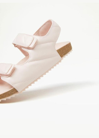 Стильні сандалі Lefties (307795671)