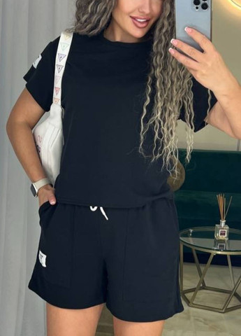 Базовий повсякденний літній легкий костюм двійка з нашивками: футболка + шорти Allthings (332199303)