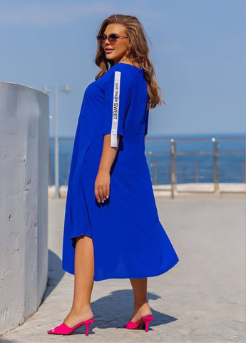 Синее повседневный однотонное платье с оригинальными разрезами No Brand однотонное