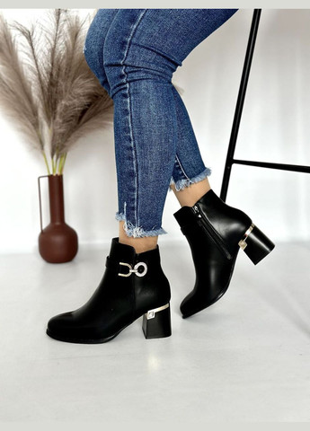 Осенние стильные женские ботинки No Brand с брошкой, с камнями из искусственной кожи