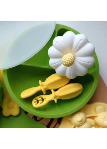 Великий подарунковий набір дитячого силіконового посуду для першого прикорму малюка в яскравих кольорах (0374) No Brand (368999962)