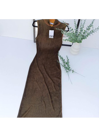 Коричневое трикотажное платье с высоким воротником Zara