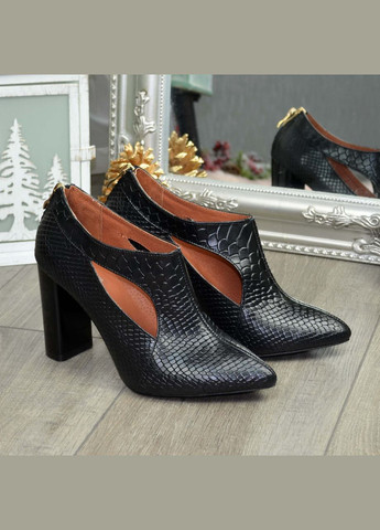 Vasha para Туфли черные закрытые женские на устойчивом каблуке, кожа с тиснением "питон". 39 размер черный з, украина — демисезон (331346145)