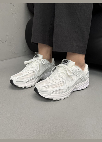Кросівки жіночі і чоловічі Nike Zoom Vomero 5 White | Найк Зум Вомеро 5 білі No Brand білі демісезони (338793299)