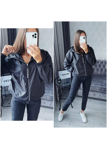 Чорна демісезонна куртка-вітровка жіноча Style Point