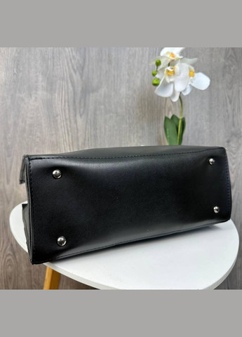 Замшевая женская сумка с тиснением черная, сумочка на плечо из натуральной замши. No Brand (334731047)