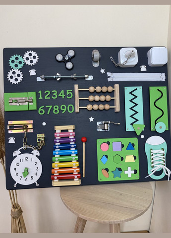 Стильный яркий бизиборд деревянная развивающая игрушка 50х60 см No Brand (355890441)