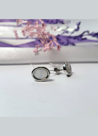 Серебряные серьги гвоздики на фиксаторах с Перламутром серебро 925 пробы Родированное се2п/1020 1.80г No Brand (306741383)