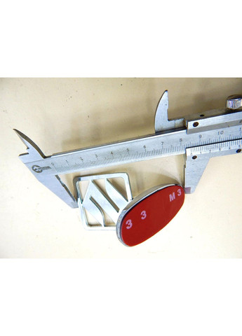 Емблема приціл на капот Хром на скотчі (сплав) Suzuki (369609963)